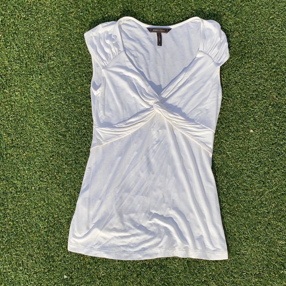 Bcbg knot white tee shirt